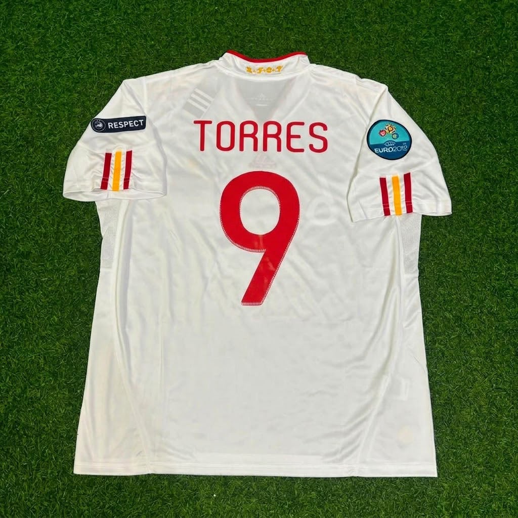 Spain EURO 2012 Final Retro Football Jersey – Fernando Torres – Back View