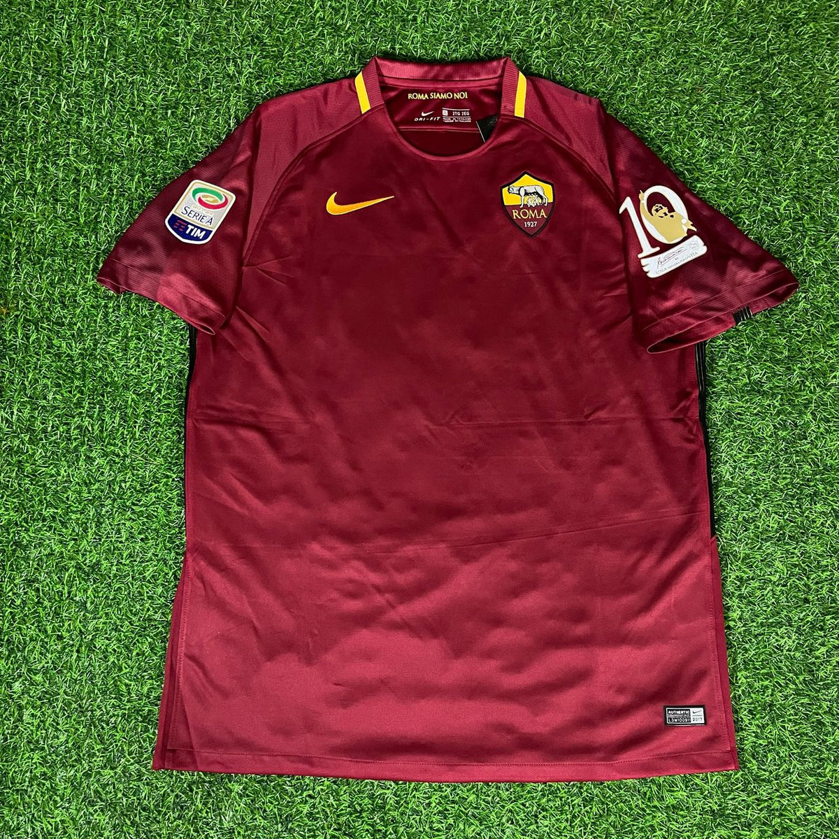 Francesco Totti 2017 Final Season Retro Football Jersey – Front View