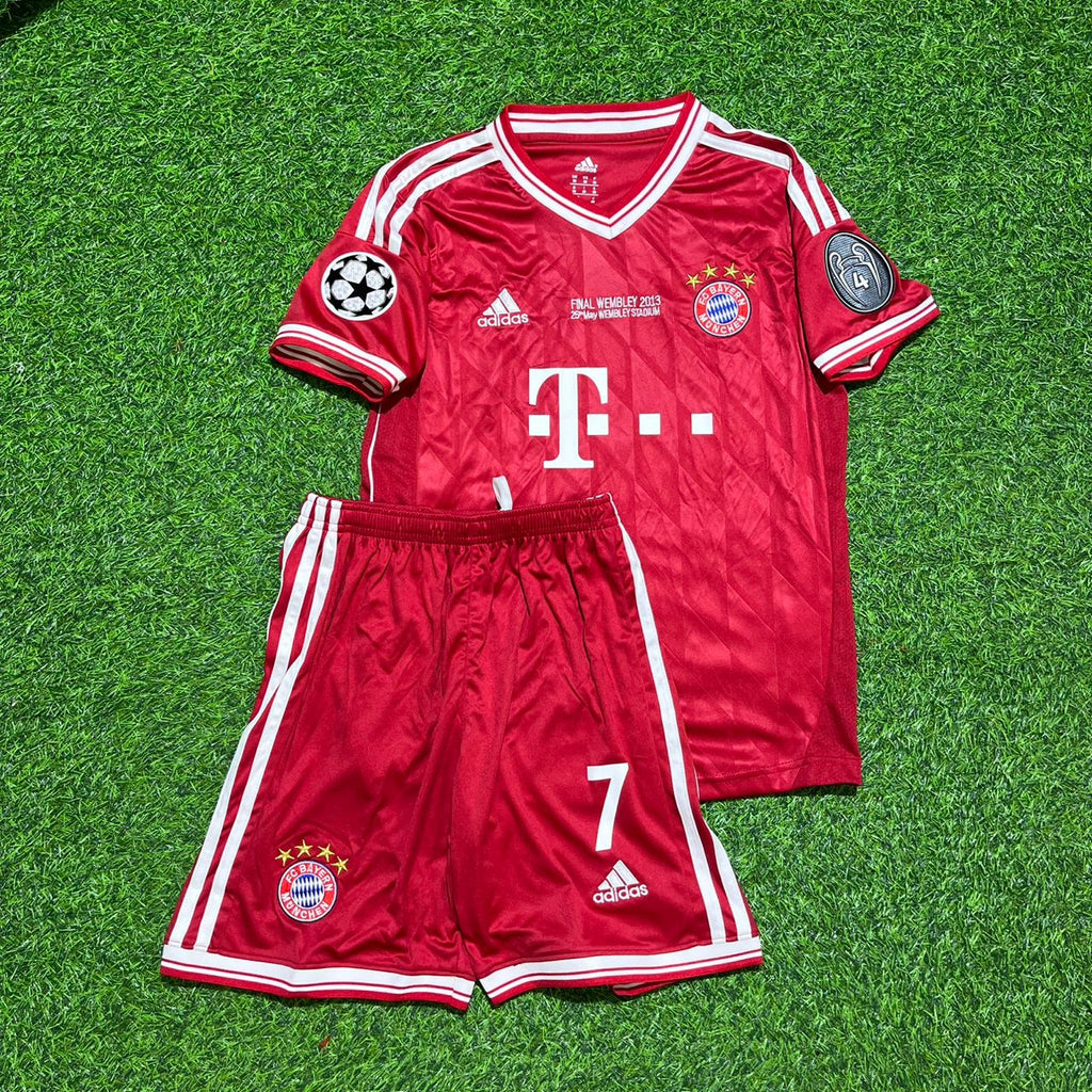 Bayern Munich 2013 Champions League Final Kids Retro Kit – Franck Ribéry #7 – Front View