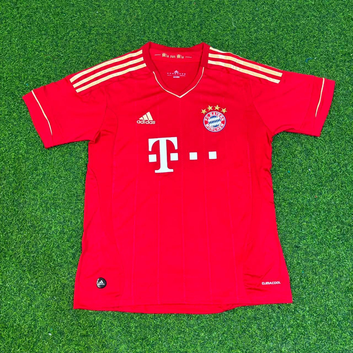Franck Ribéry #7 Bayern Munich 2011-2013 Football Jersey – Front View