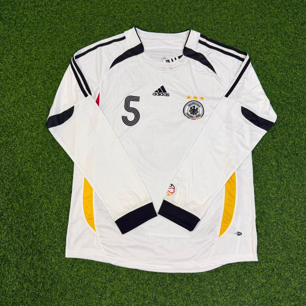 Germany World Cup Long Sleeve White Retro Football Jersey – Franz Beckenbauer – Front View