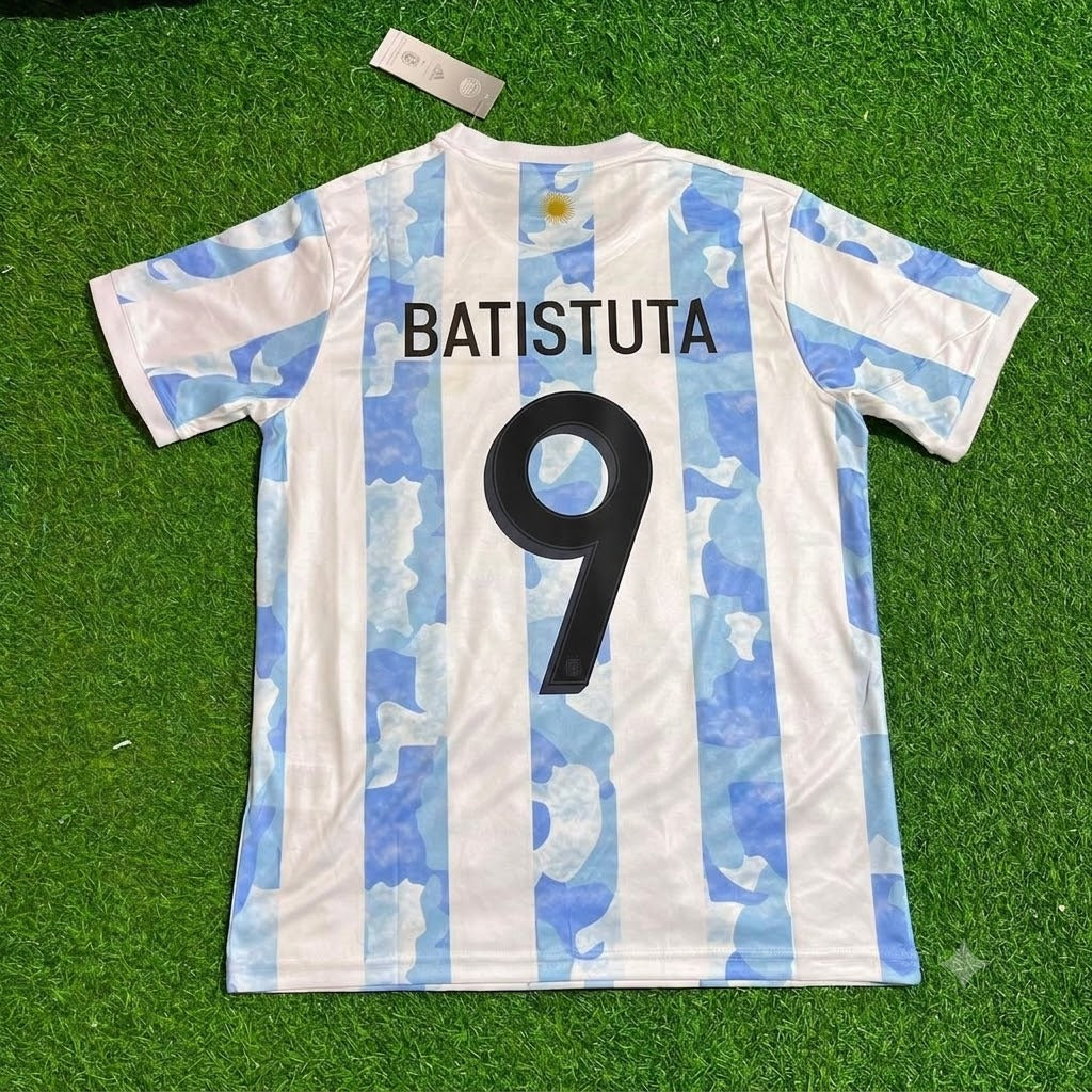 Gabriel Batistuta - Argentina Retro Kit Jersey – Back View