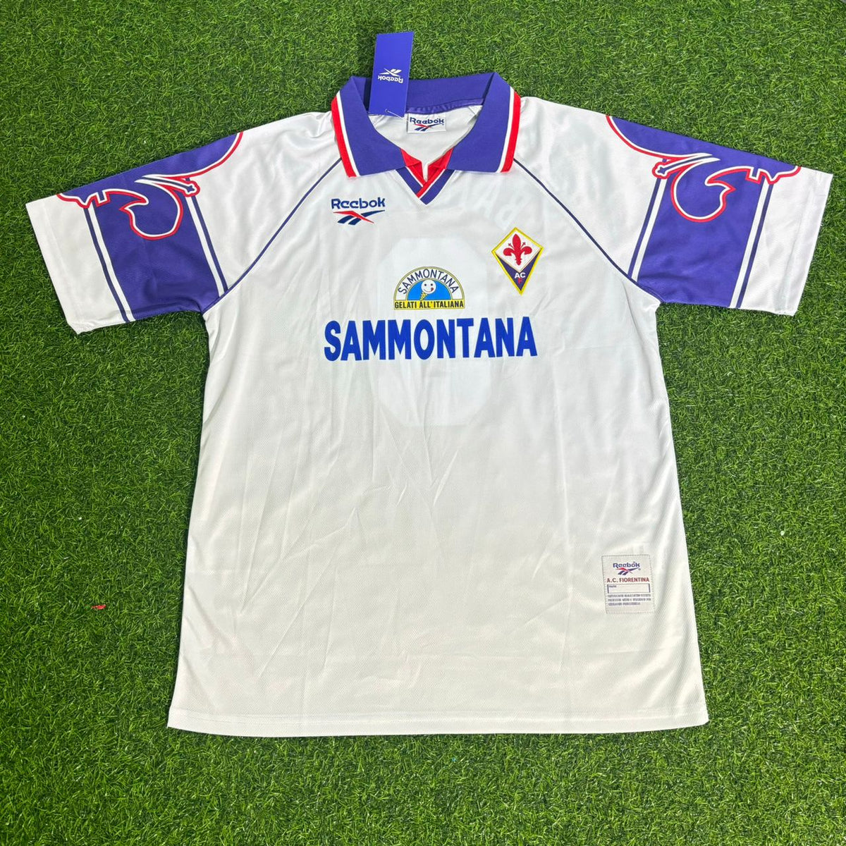 Adrian Mutu Fiorentina Retro White Football Jersey – Front View
