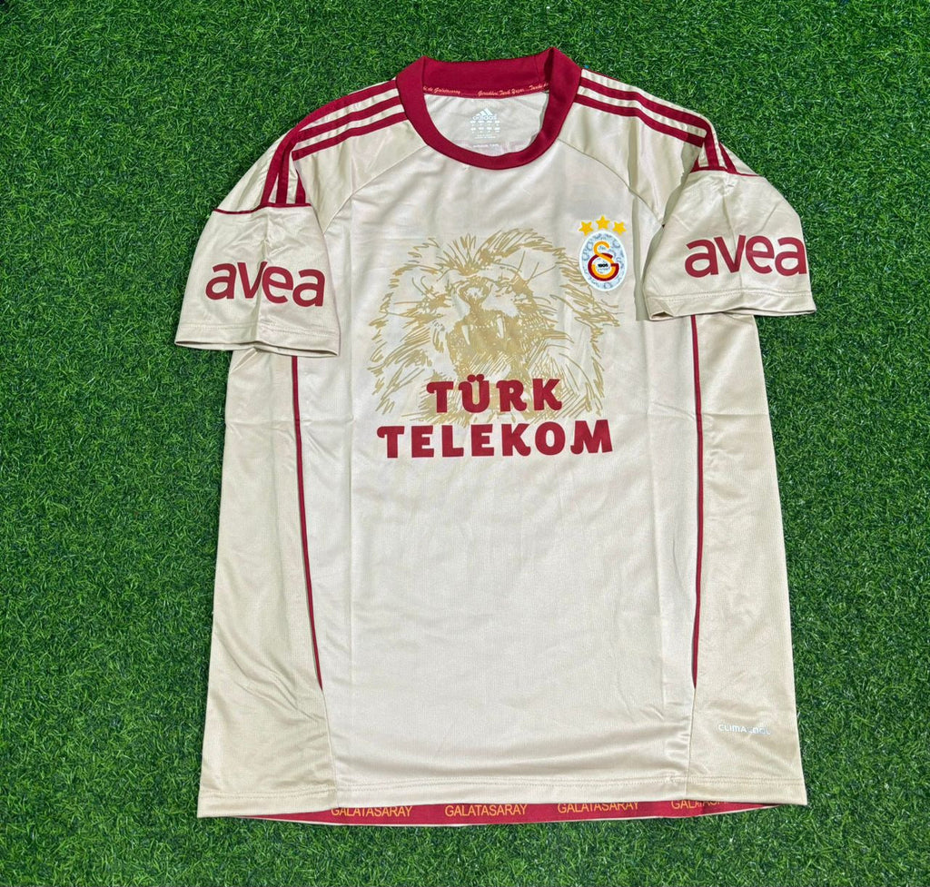 Galatasaray 2010-2011 Retro Football Jersey – Front View