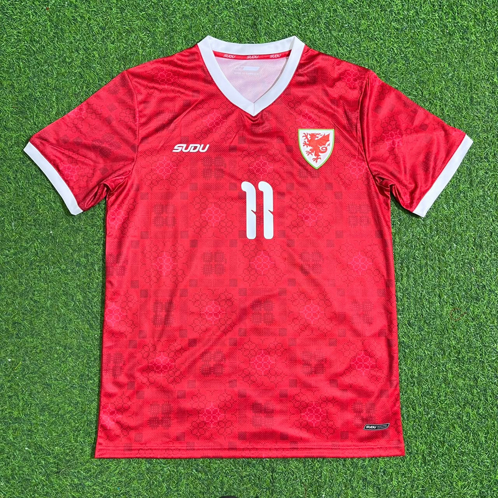 Gareth Bale Wales Legendary Commemorative Jersey Triko – Front View
