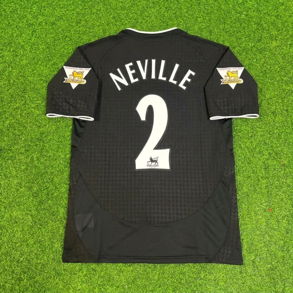 Gary Neville Manchester United 2003-2004 Away Black Retro Football Jersey – Back View