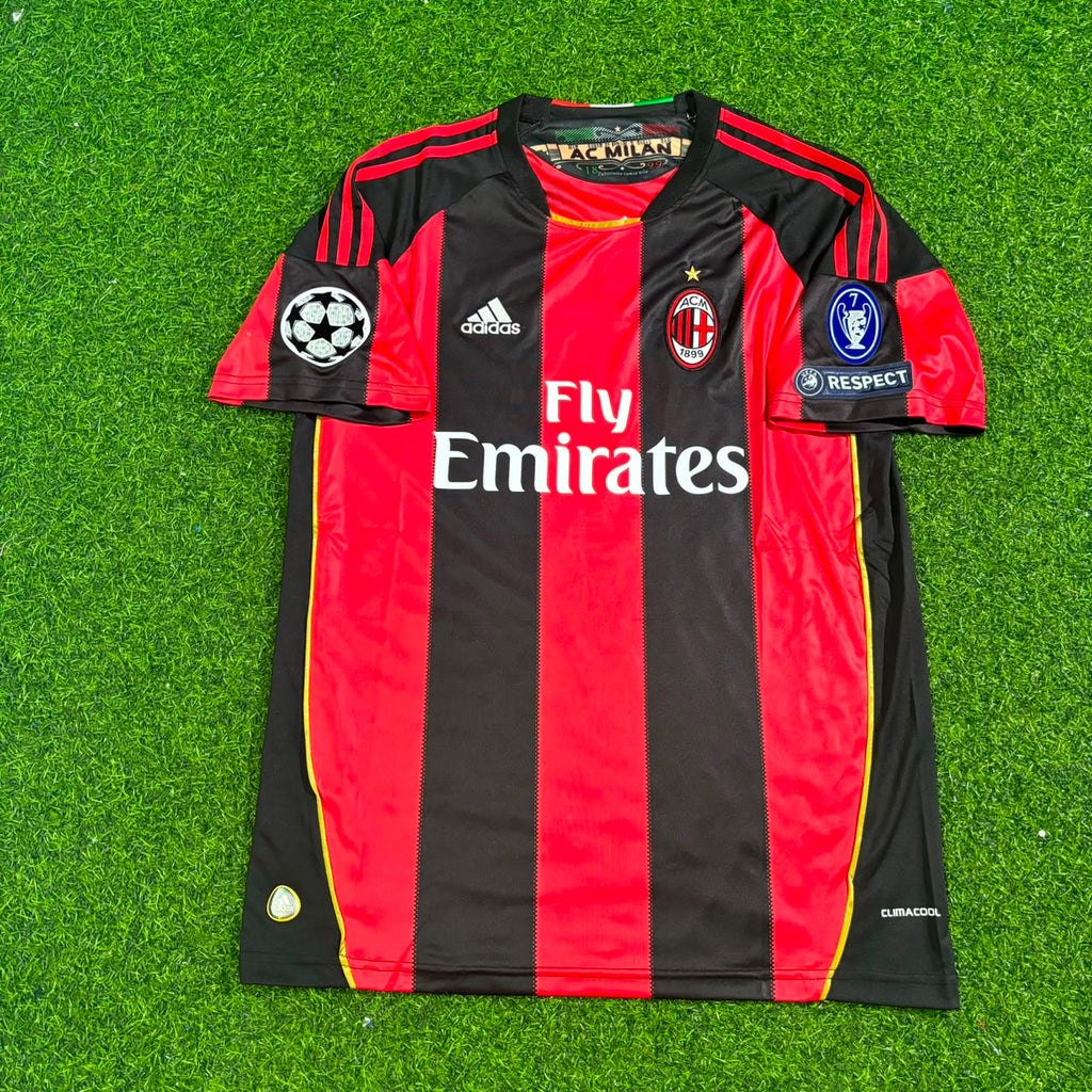 Milan 2010/2011 Home Retro Jersey – Gennaro Gattuso 8 - – Front View