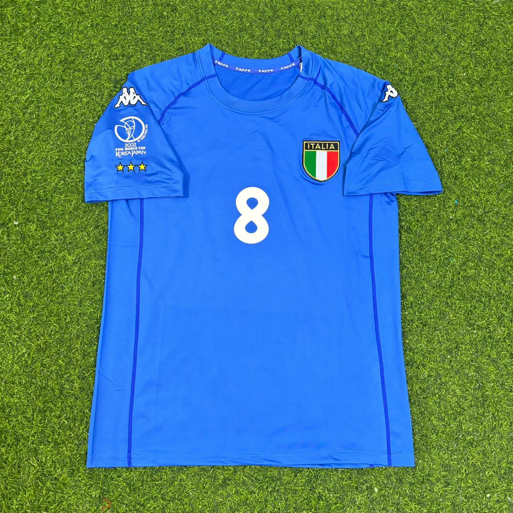 Italy 2002 World Cup Home Retro Jersey – Gennaro Gattuso #8 – Front View