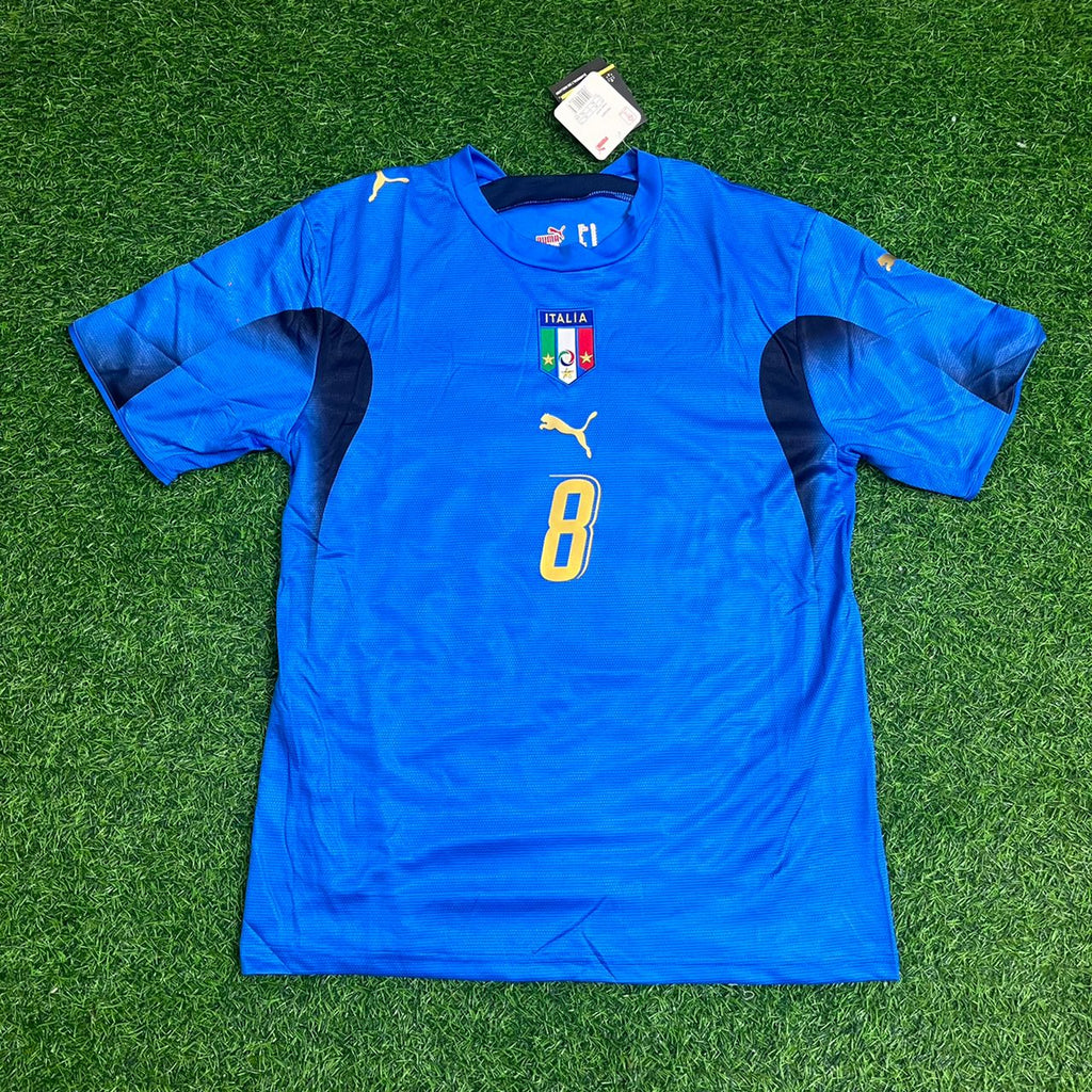 Gennaro Gattuso #8 - Italy 2006 World Cup Final Retro Jersey – Front View