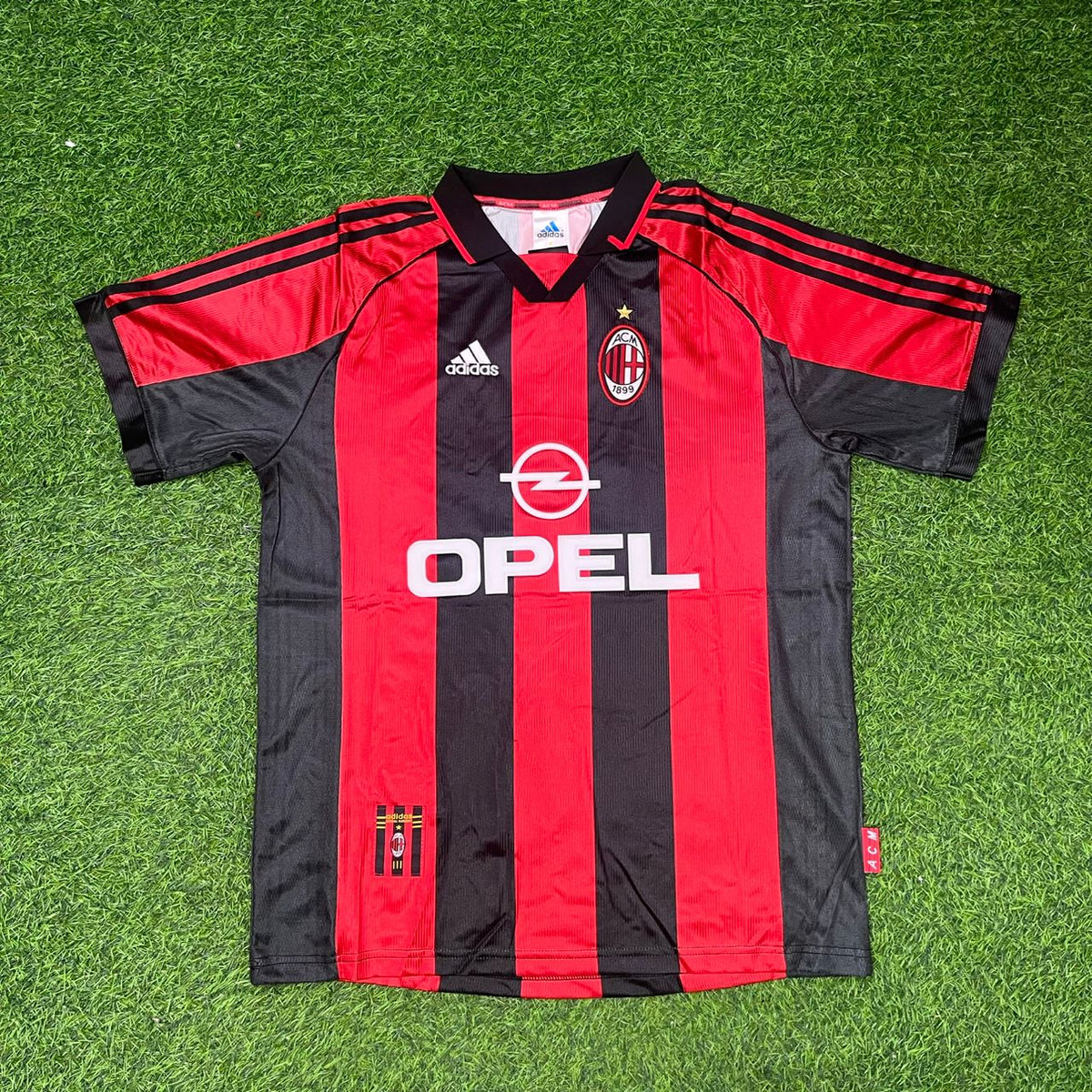 AC Milan 1999/00 Retro Football Jersey – Gennaro Gattuso – Front View