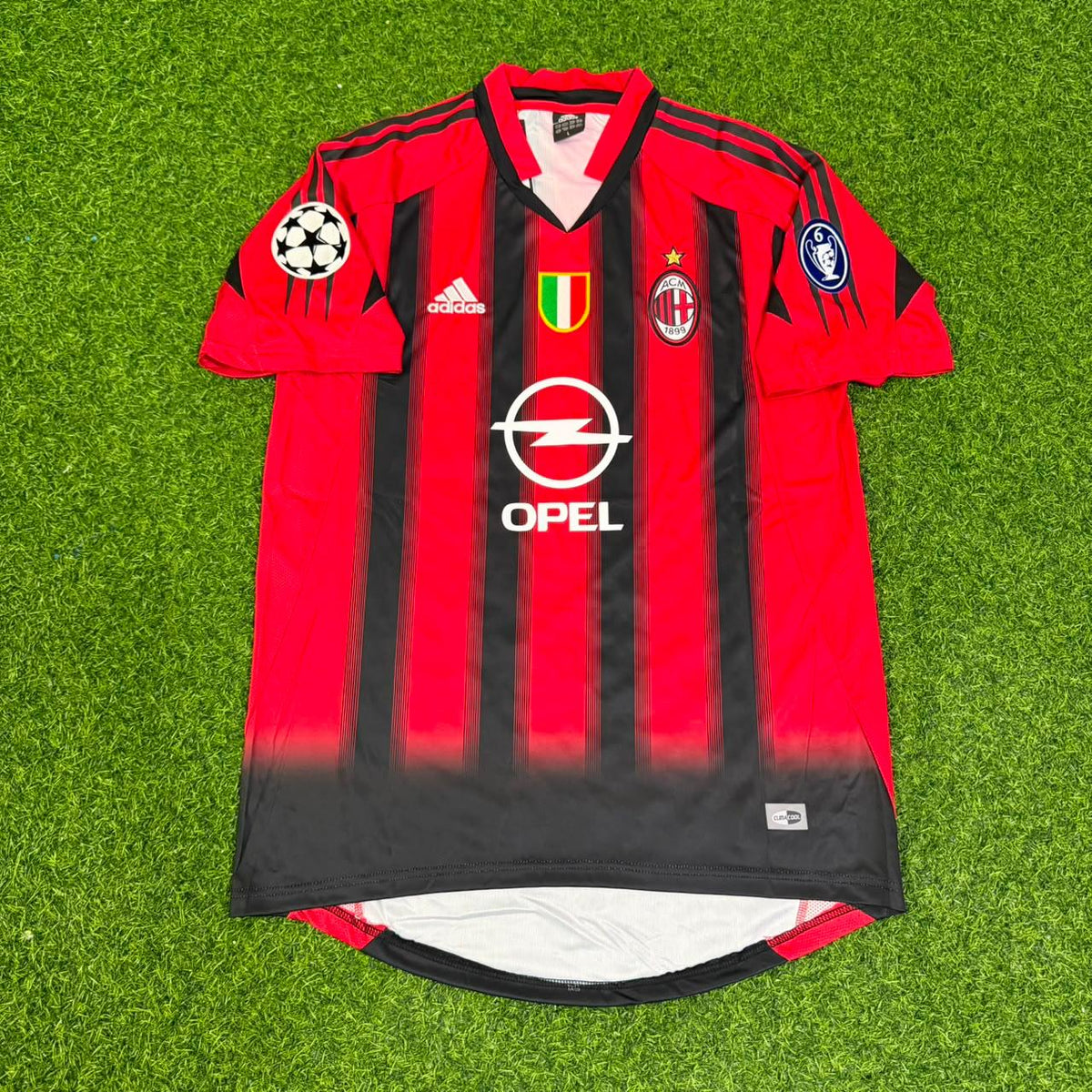 Gennaro Gattuso 8 – Milan 2004/2005 Red & Black Home Retro Kit Jersey – Front View