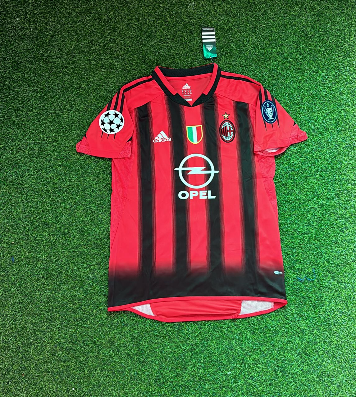 2004/05 Gennaro Gattuso 8 Milan Red & Black Home Retro Football Jersey – Front View