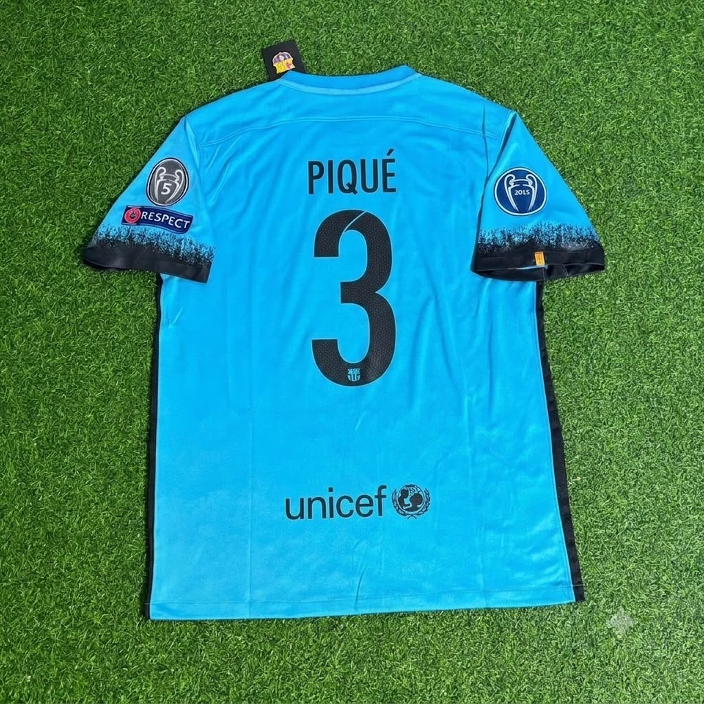 2015/16 Gerard Pique Barcelona Retro Football Jersey – Back View