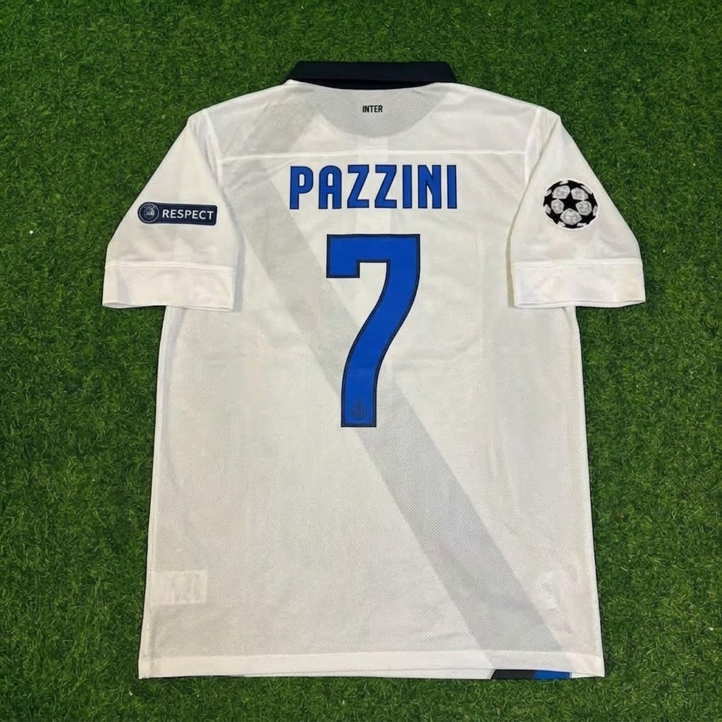 Giampaolo Pazzini #7 Inter 2011/2012 White Away Jersey – Back View