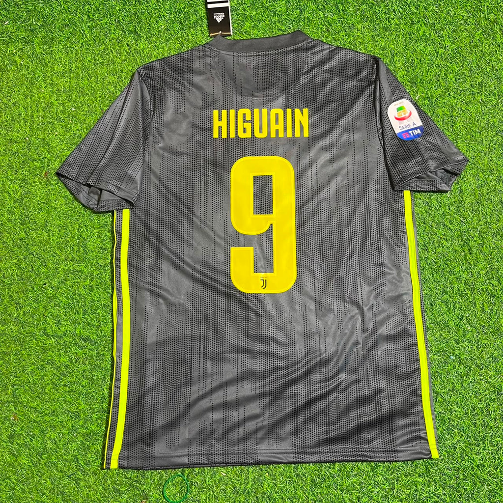 Juventus 2017-2018 Retro Home Football Jersey – Gonzalo Higuaín #9 – Back View