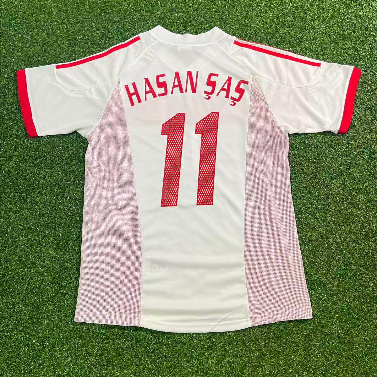 2002 Turkey Türkiye World Cup Hasan Şaş White Retro Football Jersey – Back View