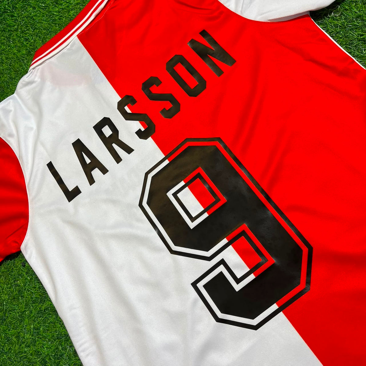 Henrik Larsson Feyenoord 1994/95 Season Home Retro Football Jersey – Detailed View
