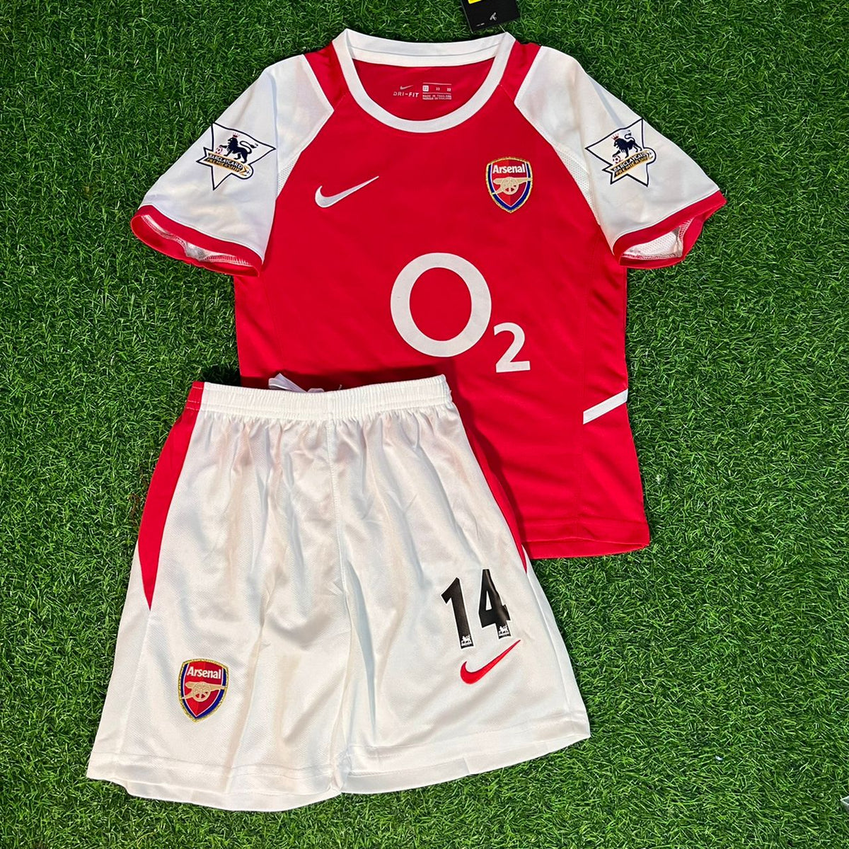 2002/04 Thierry Henry Arsenal Home Kids Kit Football Jersey for Children – Front View