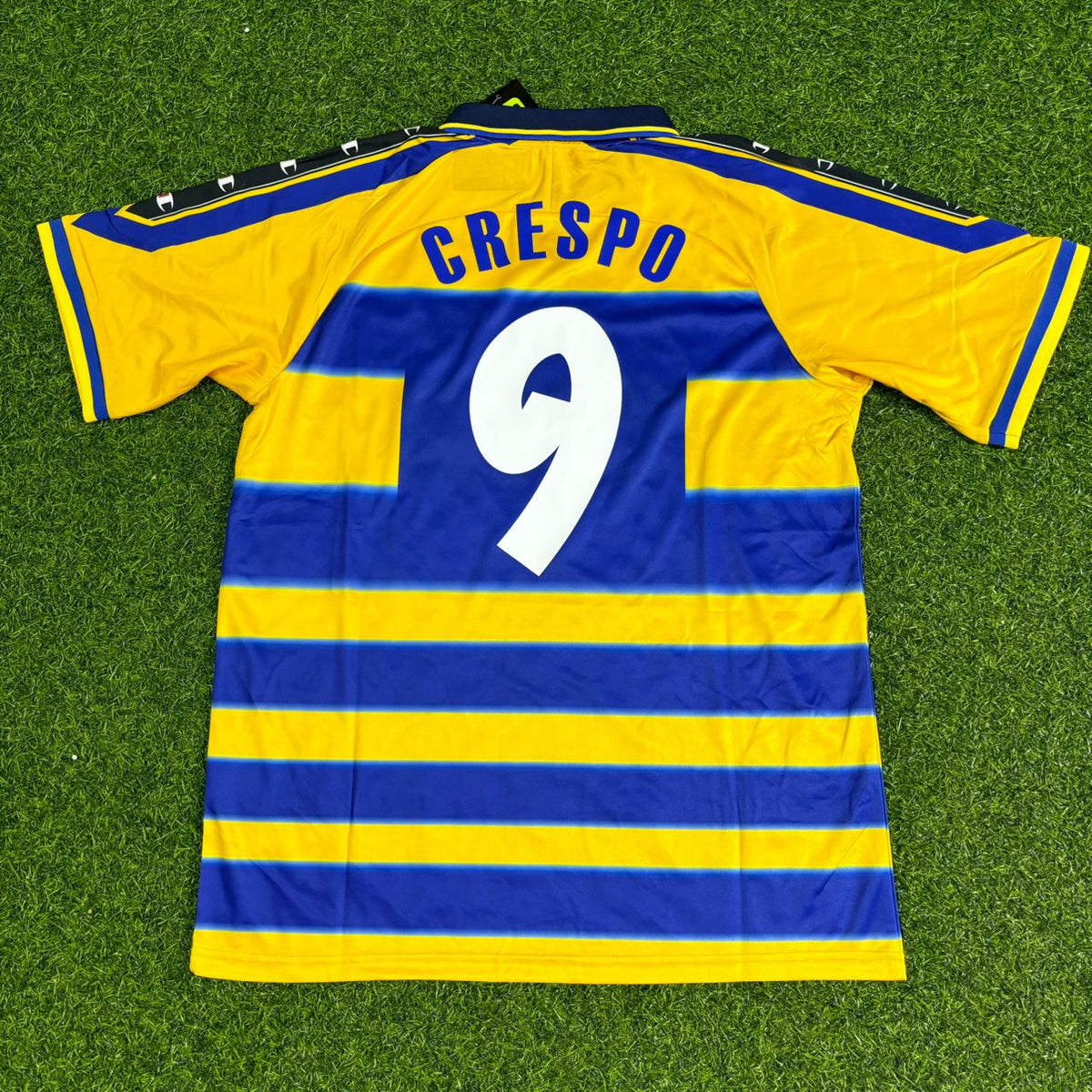 1999/00 Hernan Crespo Parma Retro Football Jersey – Back View