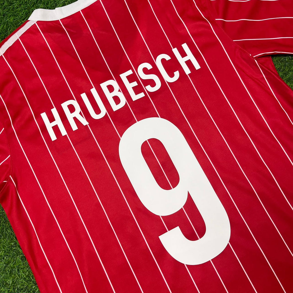 Horst Hrubesch Hamburger SV Rotes Heimtrikot Retro Fußballtrikot Jersey – Detailed View