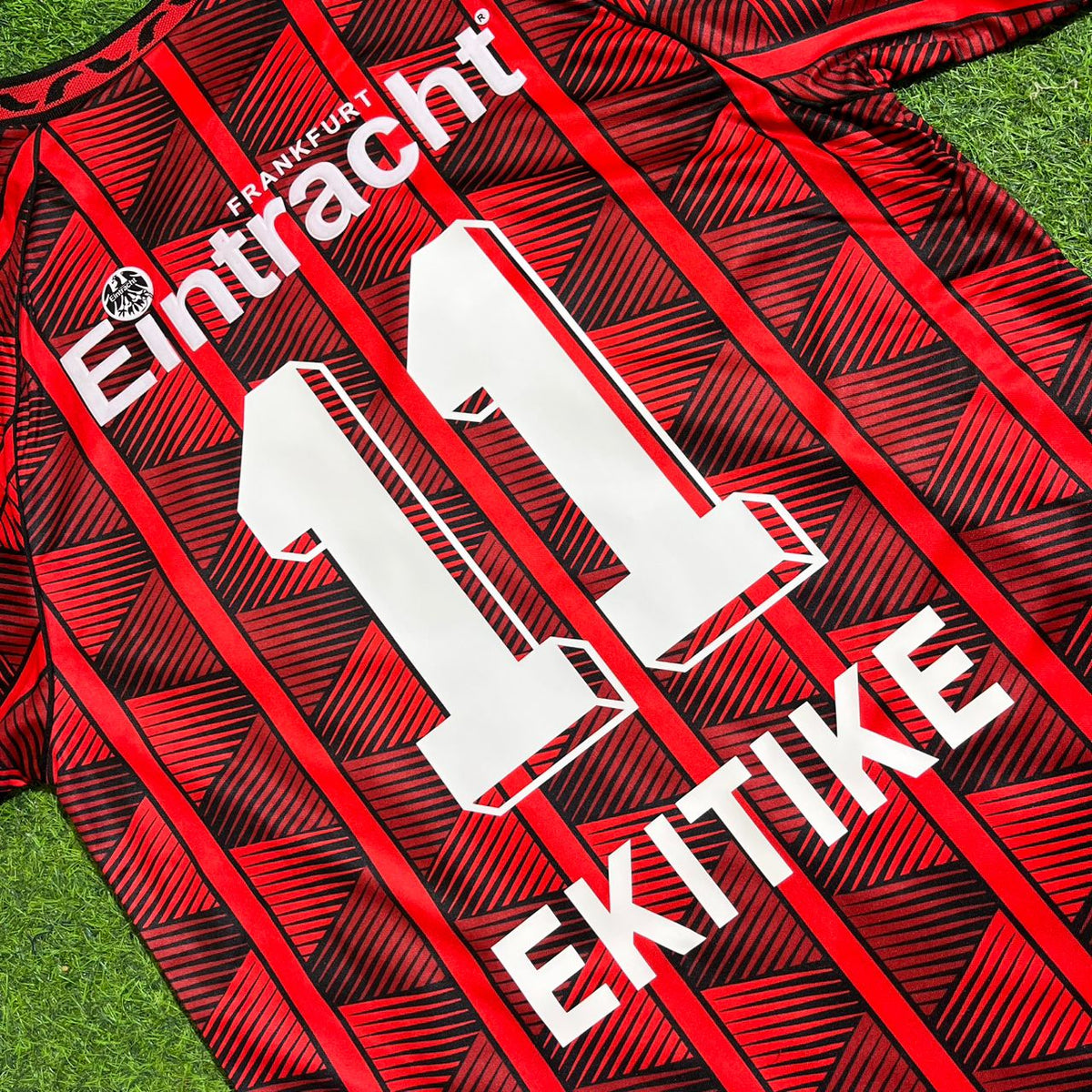 Hugo Ekitiké 11- Eintracht Frankfurt Retro – Detailed View