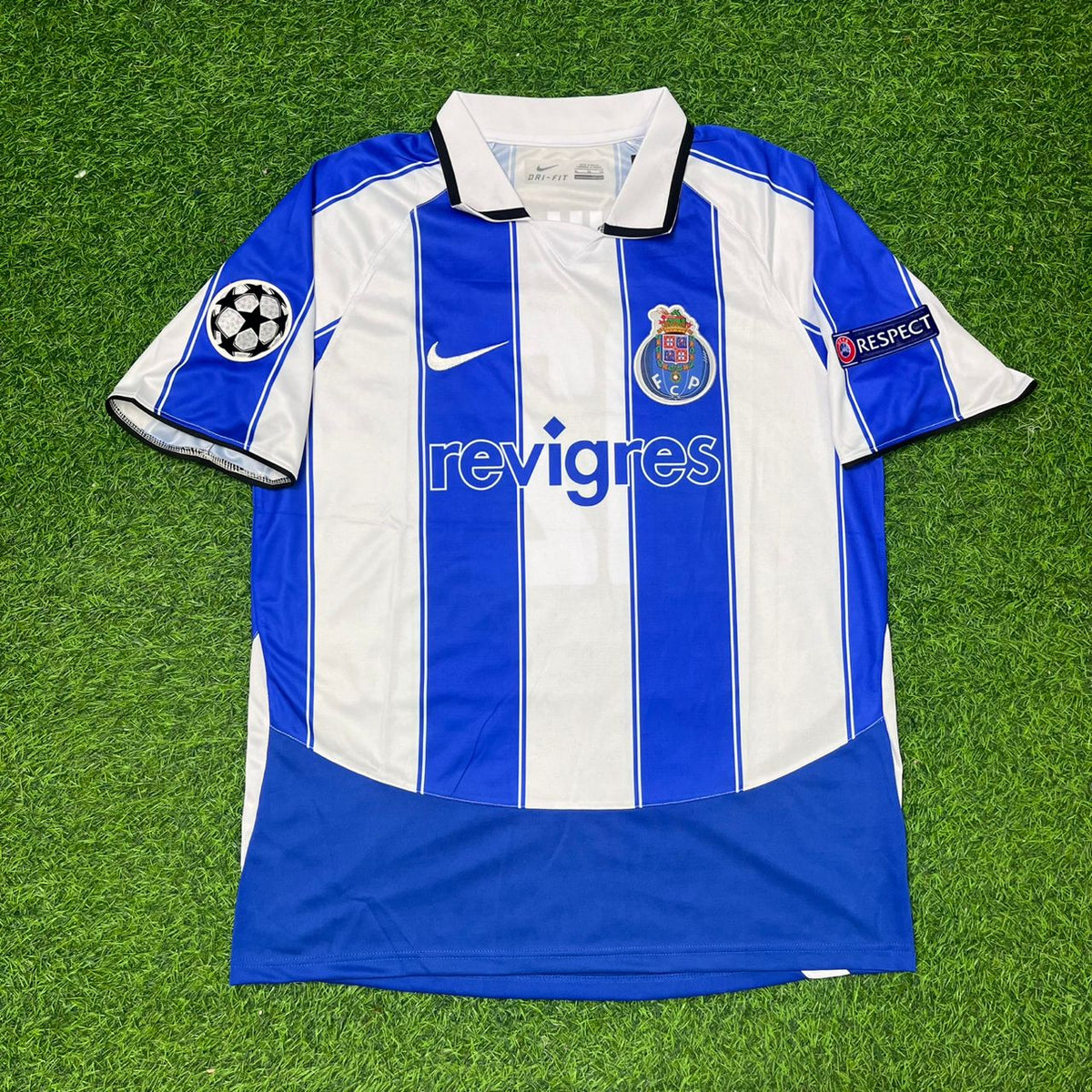 Hulk 12- Porto Retro Football Jersey – Front View