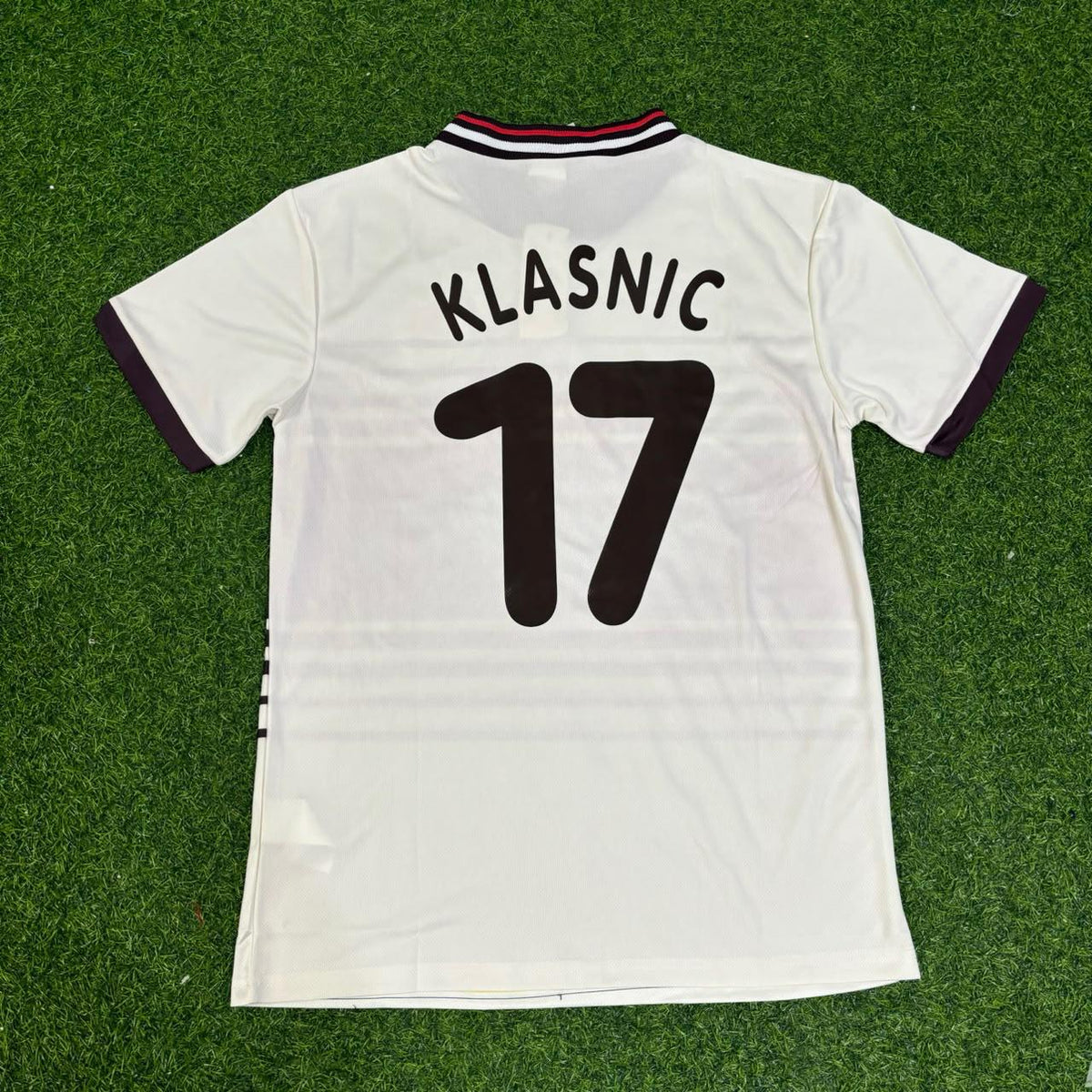Ivan Klasnic St. Pauli Special Retro Football Jersey – Back View