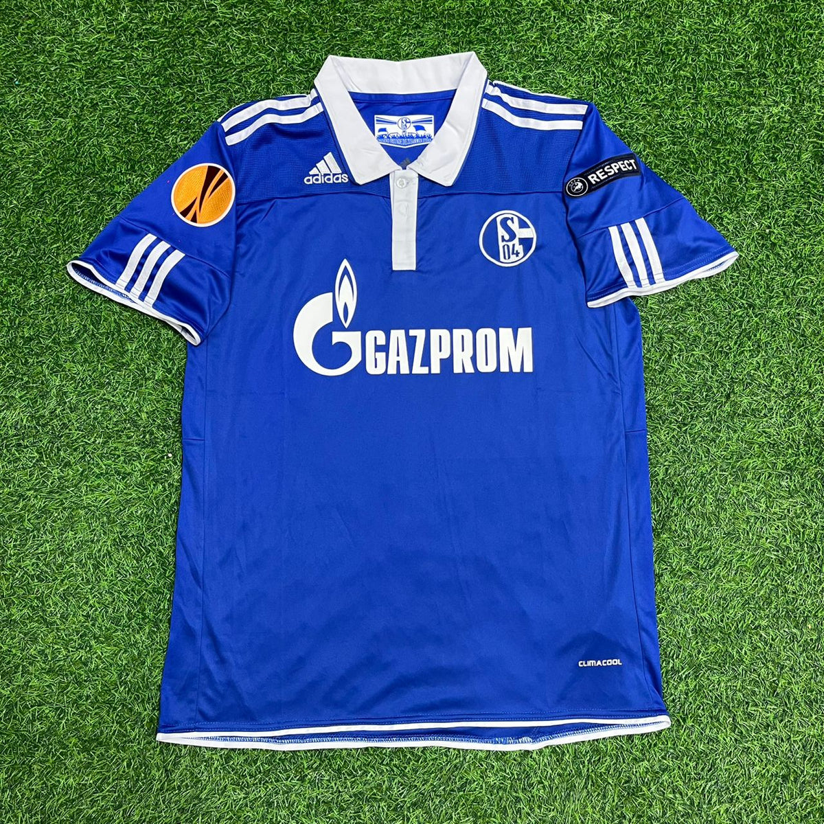 Ivan Rakitic Schalke 04 Retro Uefa Patch Football Jersey – Front View