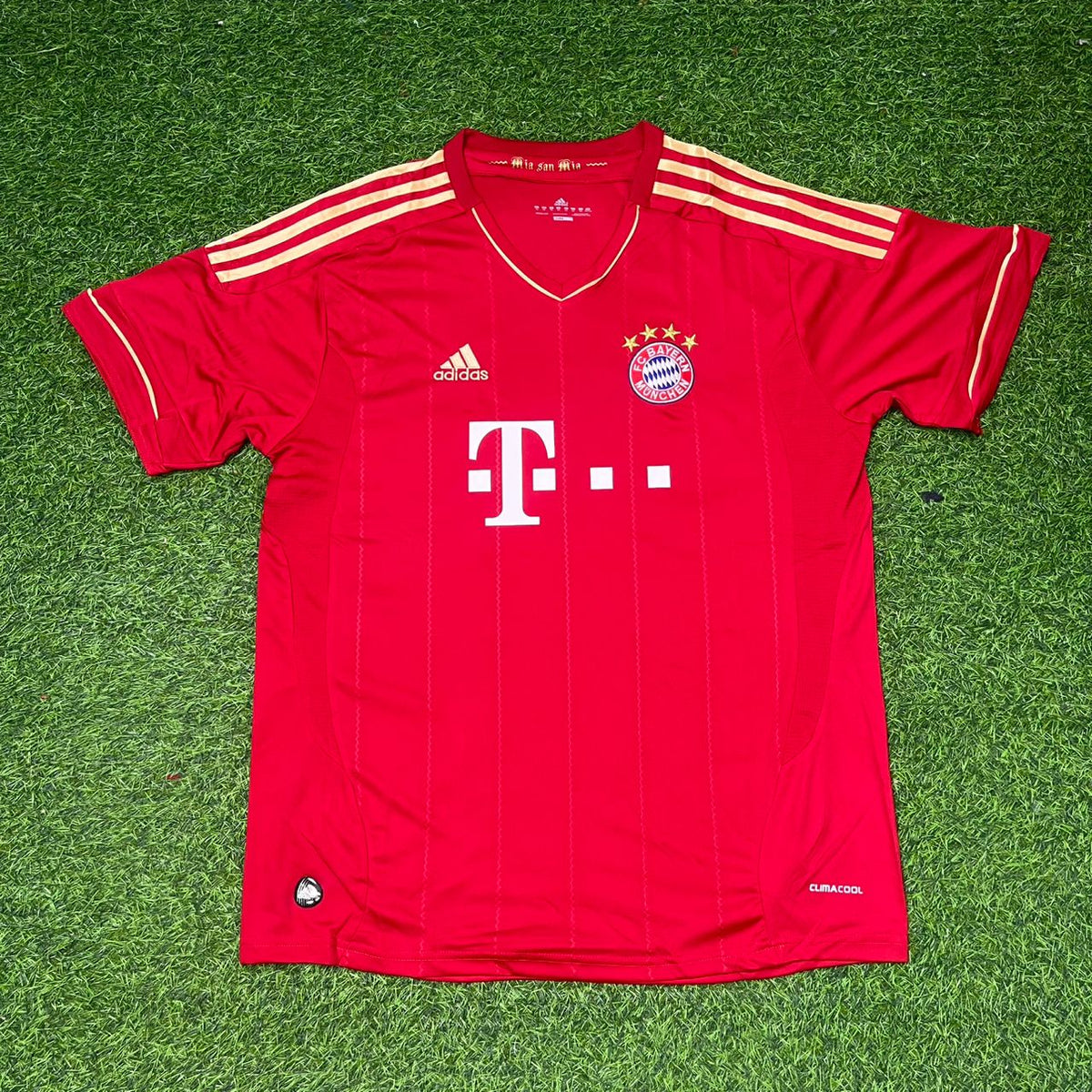 Ivica Olić #11 Bayern Munich 2011-2013 Football Jersey – 4