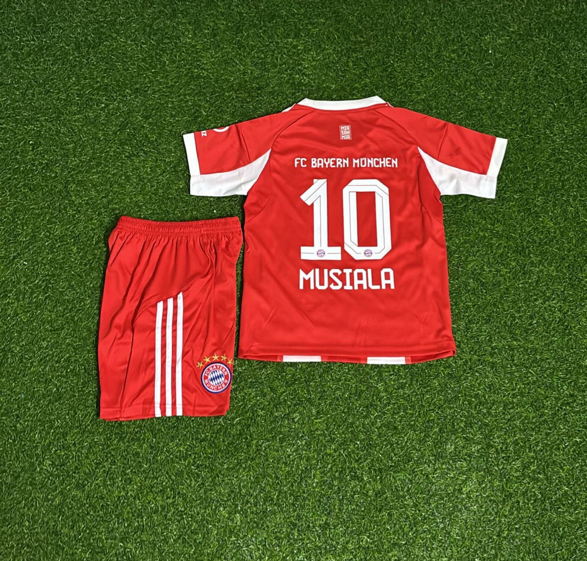Jamal Musiala #10 Bayern Munich 2025/26 Home Kids New Season Football Jersey – Front View