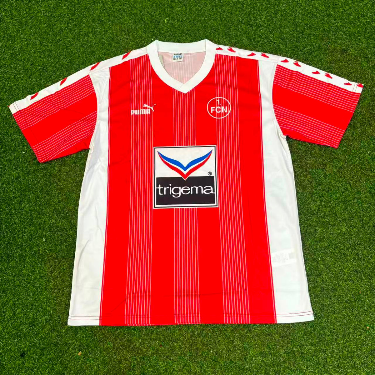 Javier Pinola 1. FC Nürnberg Heim Retro – Front View