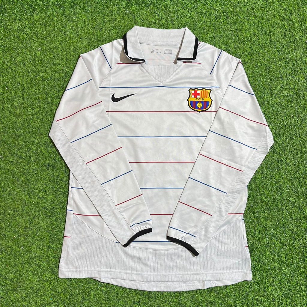 Javier Saviola #7 Barcelona 2003 2004 Away Long Sleeve Retro Football Jersey – Front View