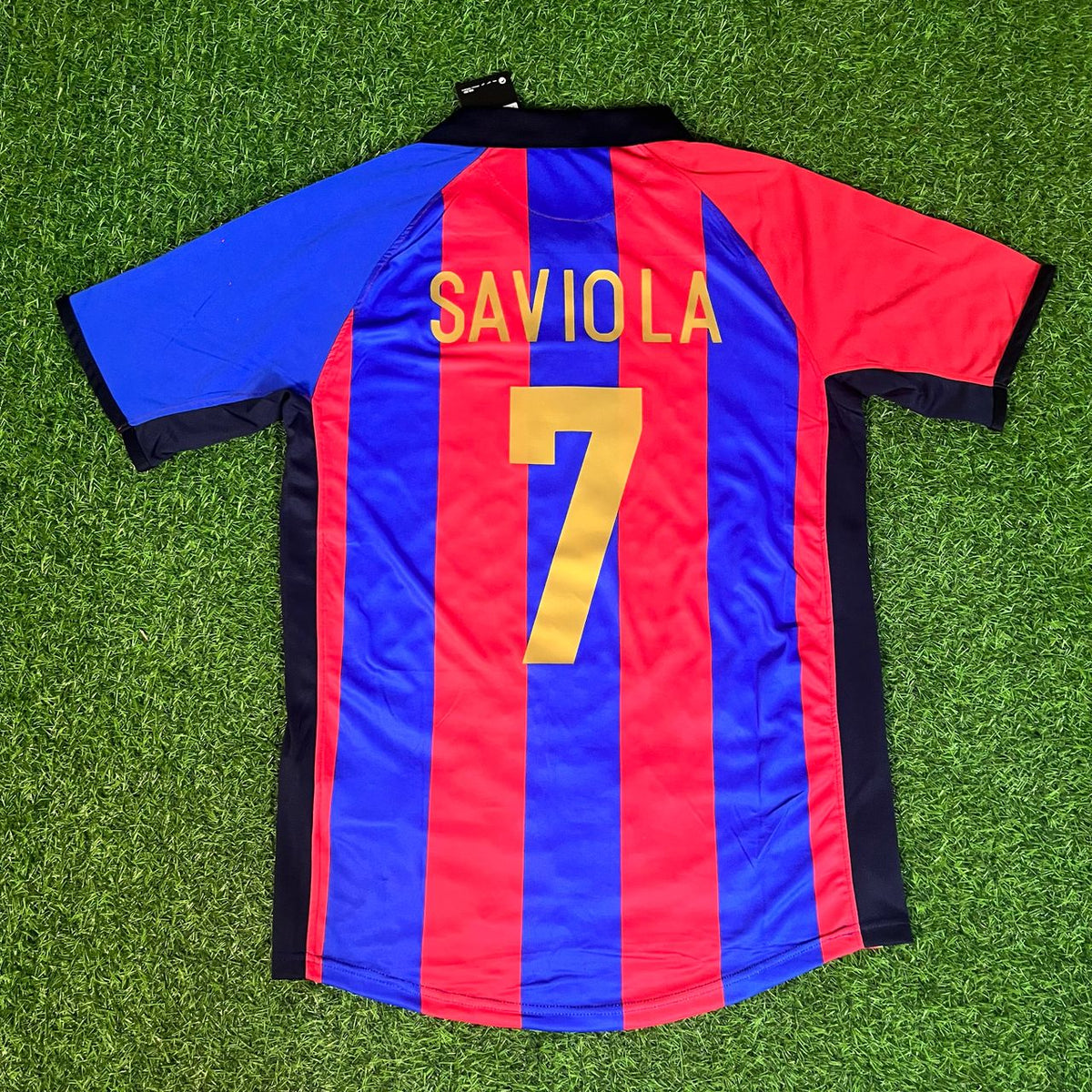 Javier Saviola 7 – Barcelona 2001/2002 Home Retro Kit Jersey – Back View