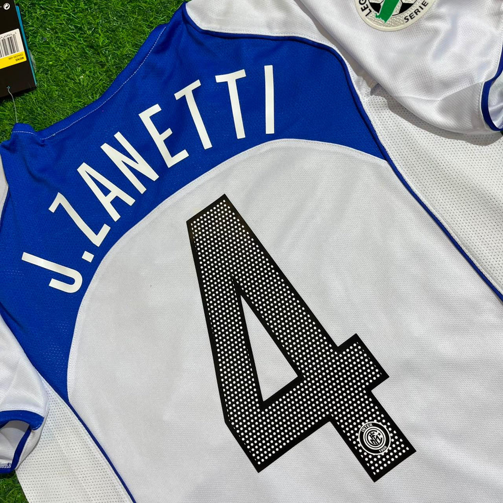 Javier Zanetti Inter Milan 2004-2005 Retro White Football Jersey – Detailed View