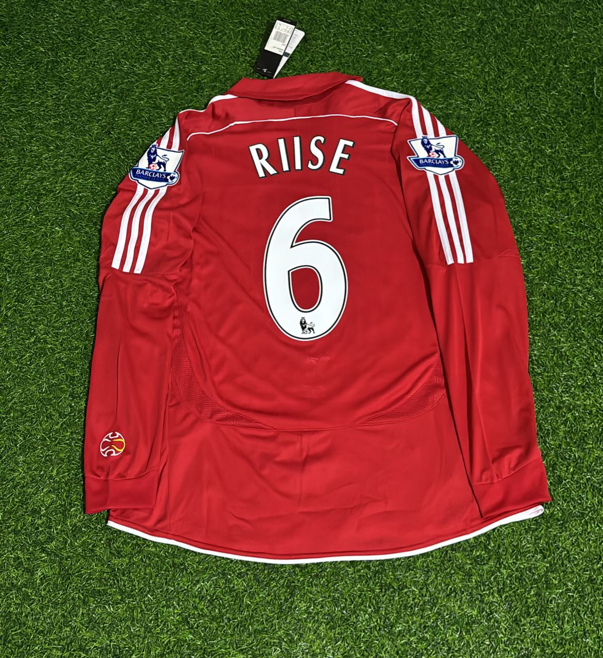 2007/08 John Arne Riise Liverpool Red Retro Football Jersey – Back View