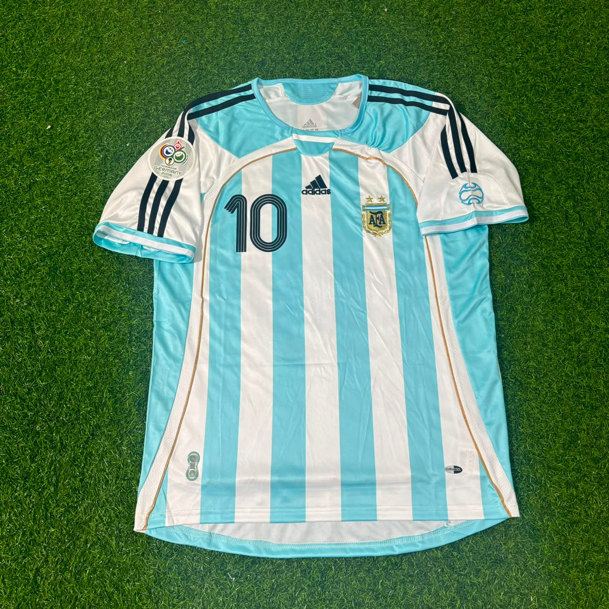 2006 Argentina World Cup Juan Roman Riquelme Retro Football Jersey – Front View
