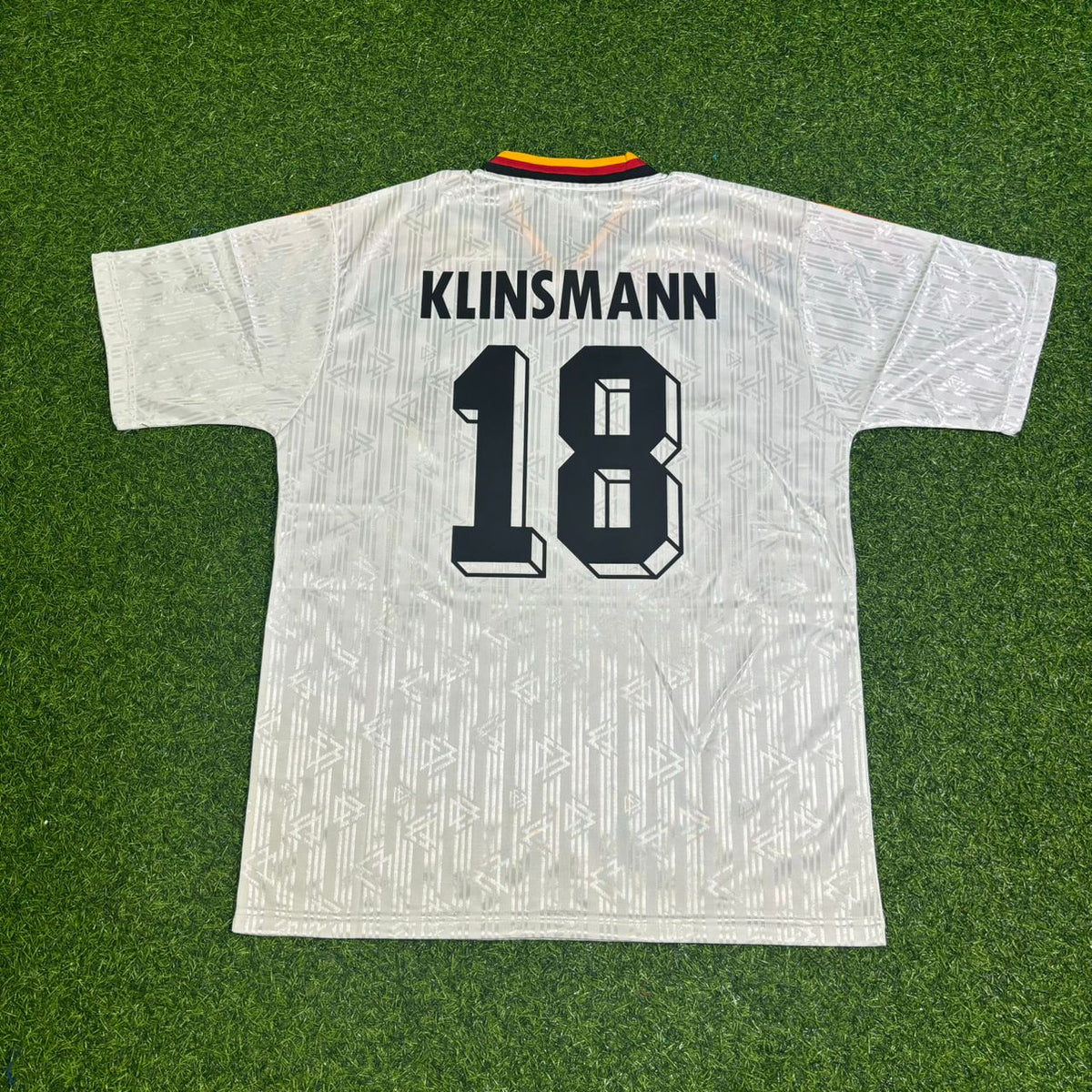 Jürgen Klinsmann Deutschland 1994 Weltmeisterschaft Retro Football Jersey – Back View