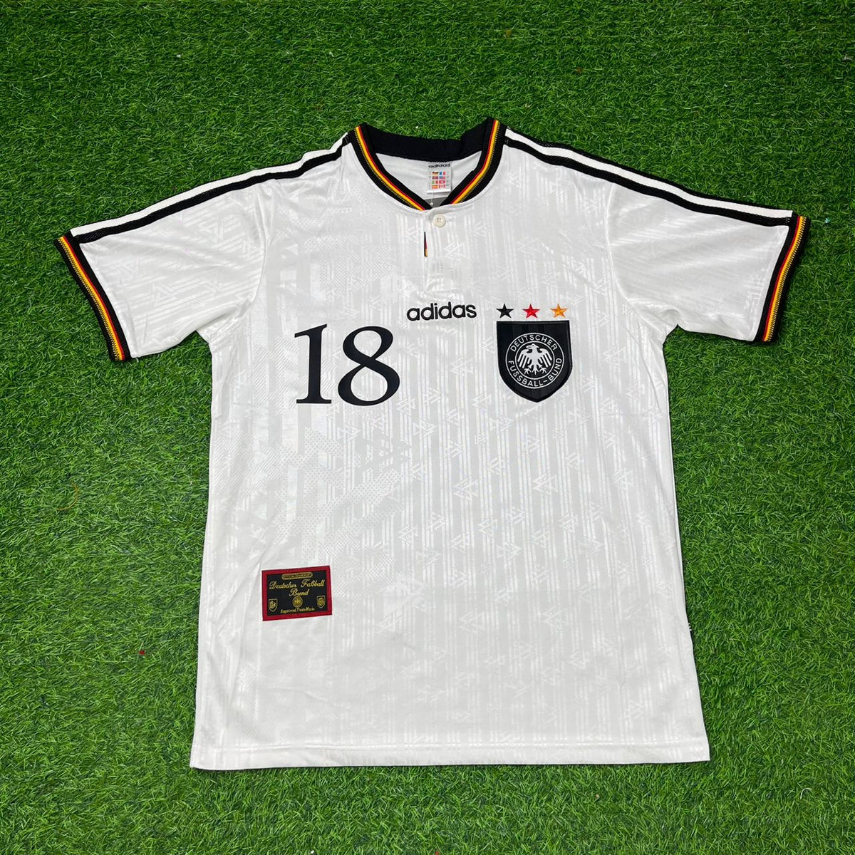 Jürgen Klinsmann Deutschland EM 1996 Finale Germany Heim Retro Set – Front View