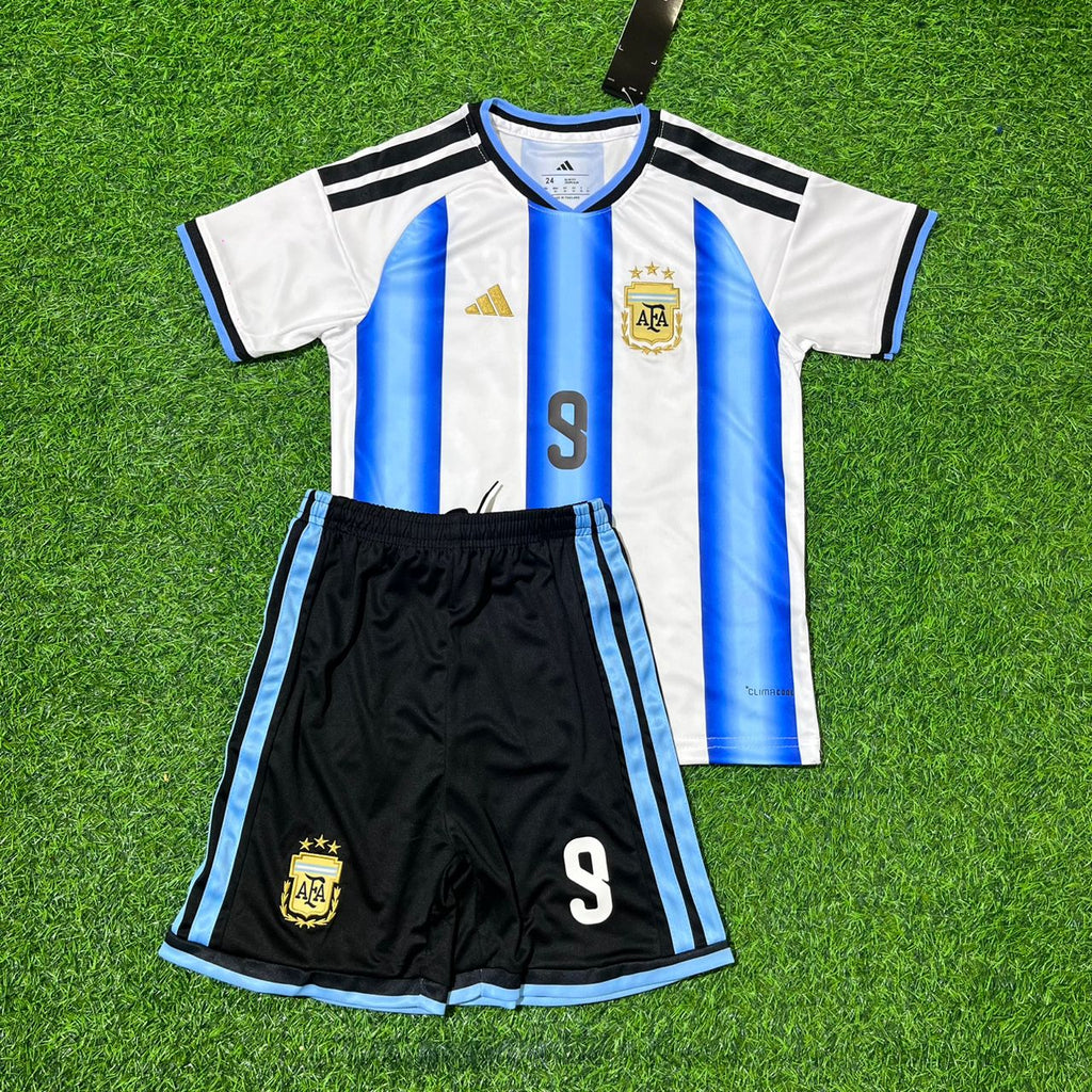 2025/26 Argentina New Kids Football Jersey – Julián Álvarez – Front View