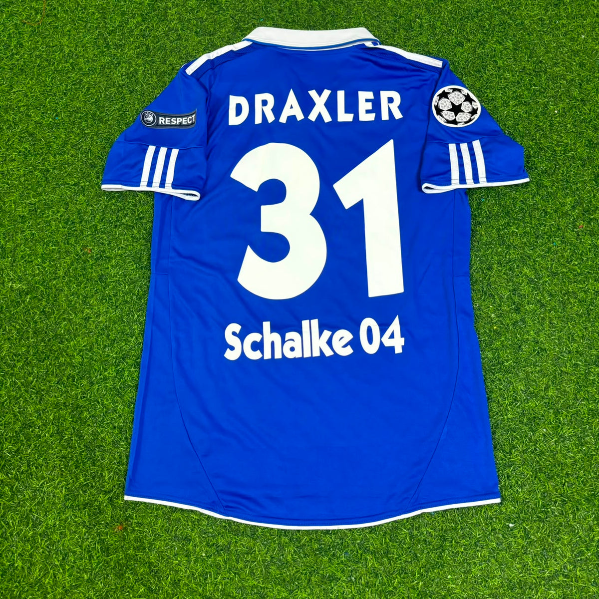 Schalke 04 Season 2010- 11 Retro Champions League Football Jersey – Julian Draxler 31 - – Back View