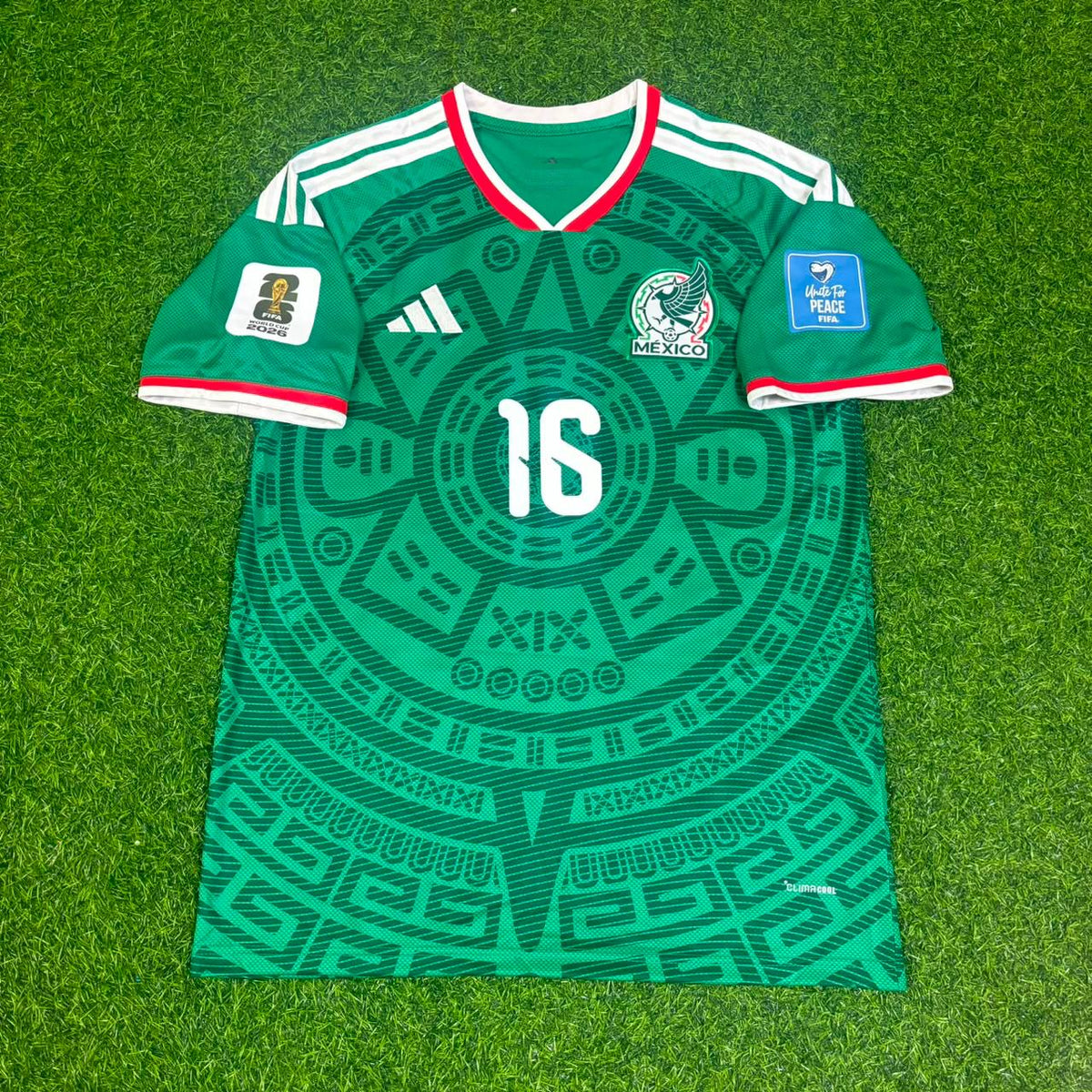Julian Quiñones Mexico 2026 World Cup Home Green Football Jersey – Front View