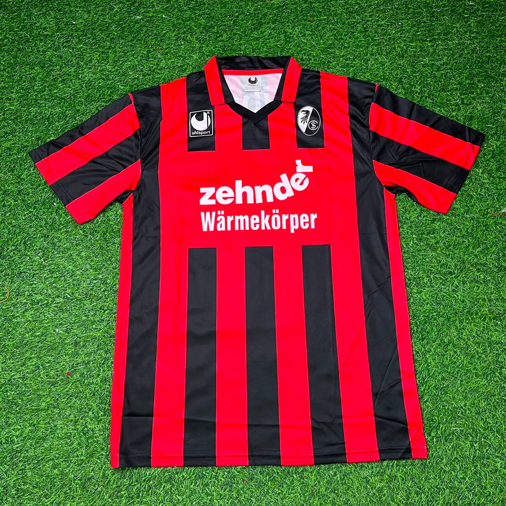 Julian Schuster SC Freiburg Retro Fussballtrikot Jersey – Detailed View