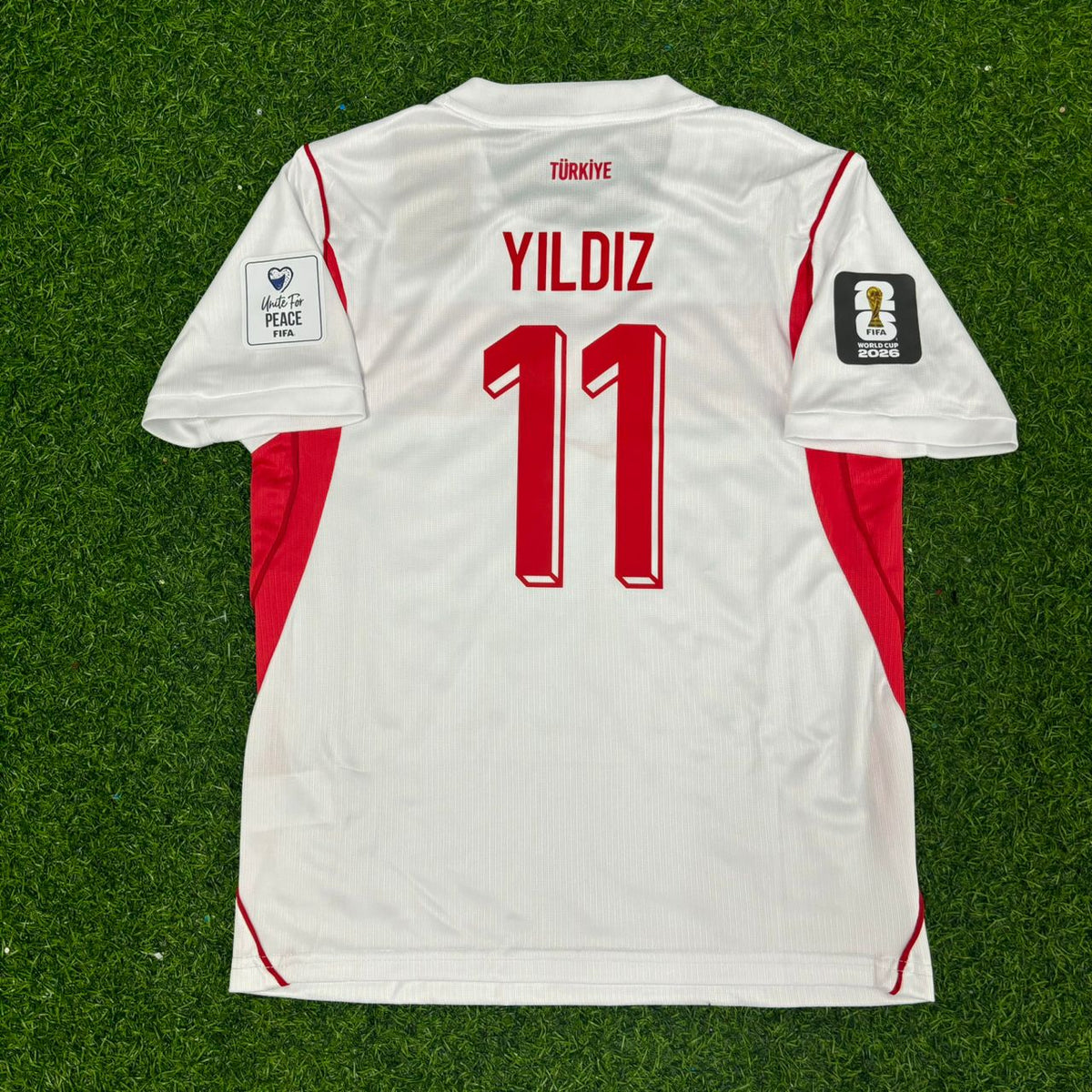 Turkey Türkiye 2026 World Cup Away White KIDS Football Jersey – Kenan Yıldız #11 – Detailed View