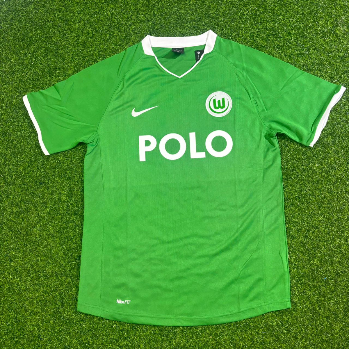 Kevin De Bruyne VfL Wolfsburg Meisterjahr Retro Fußballtrikot Jersey – Front View