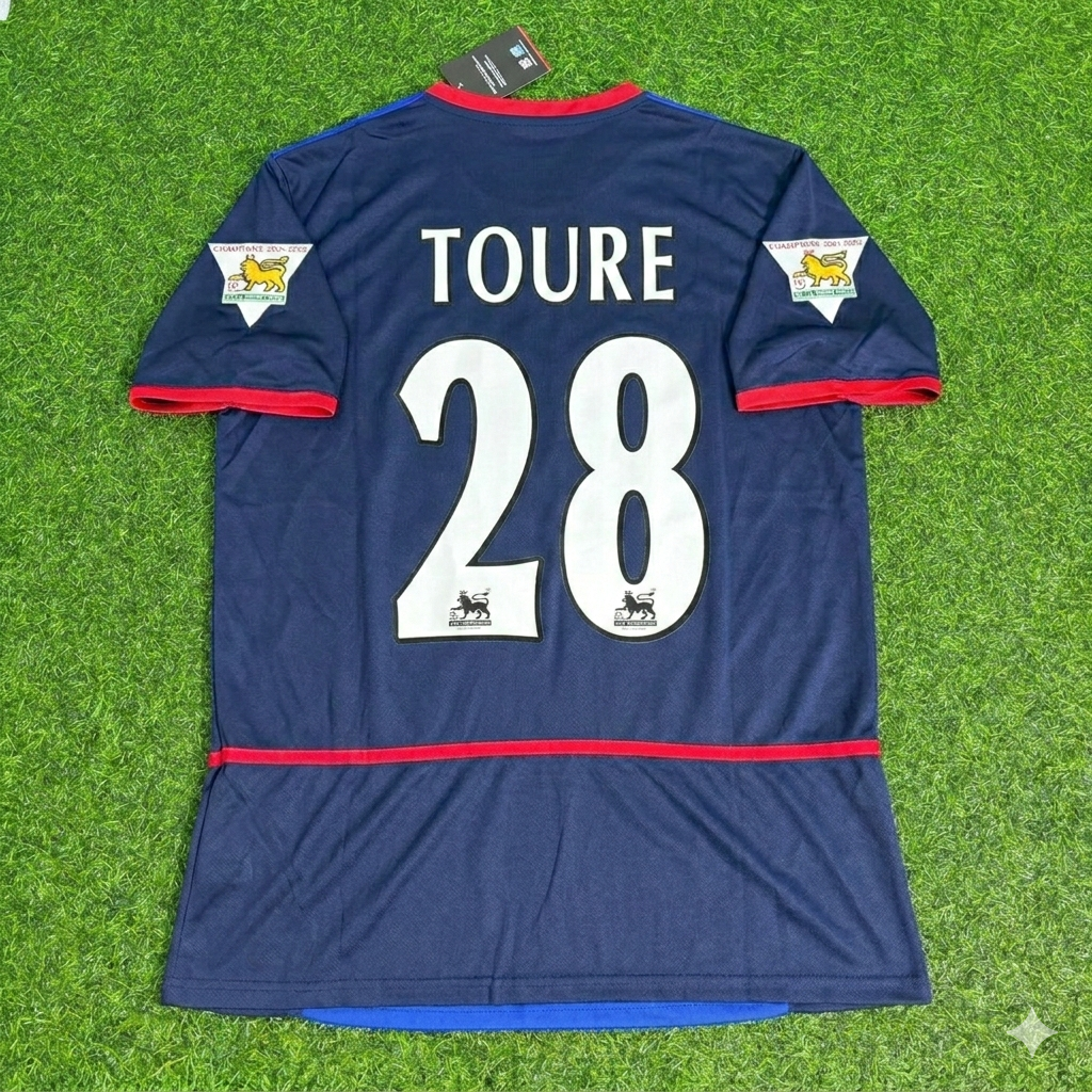 2002/04 Kolo Touré 28- Arsenal Black Blue o2 Retro Football Jersey – Back View