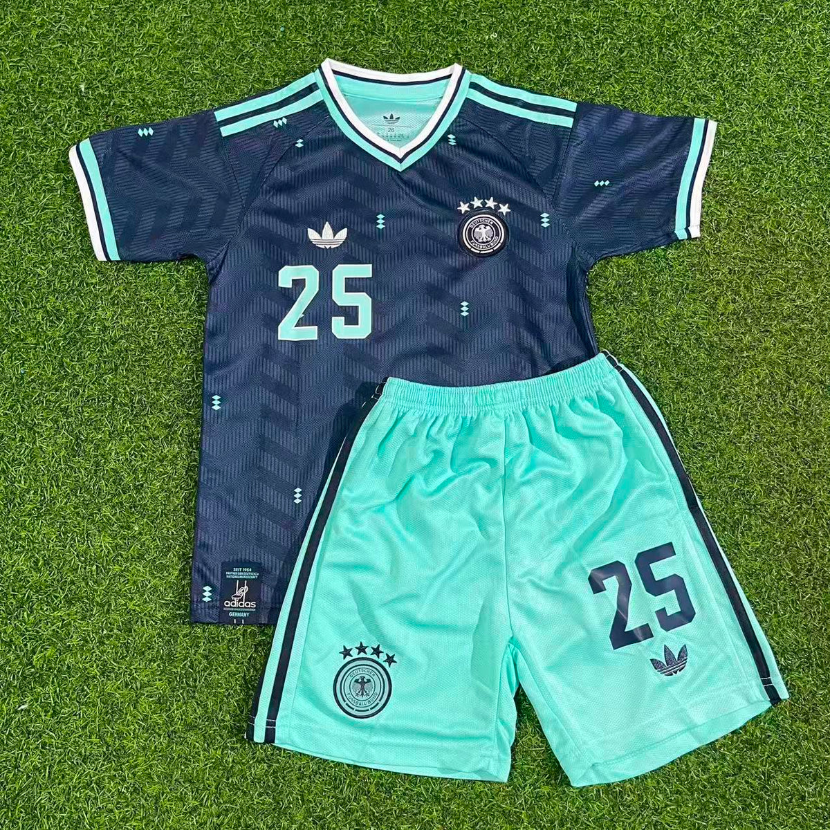 Germany 2026 World Cup Kids Football Jersey – Lenart Karl 42- – Front View