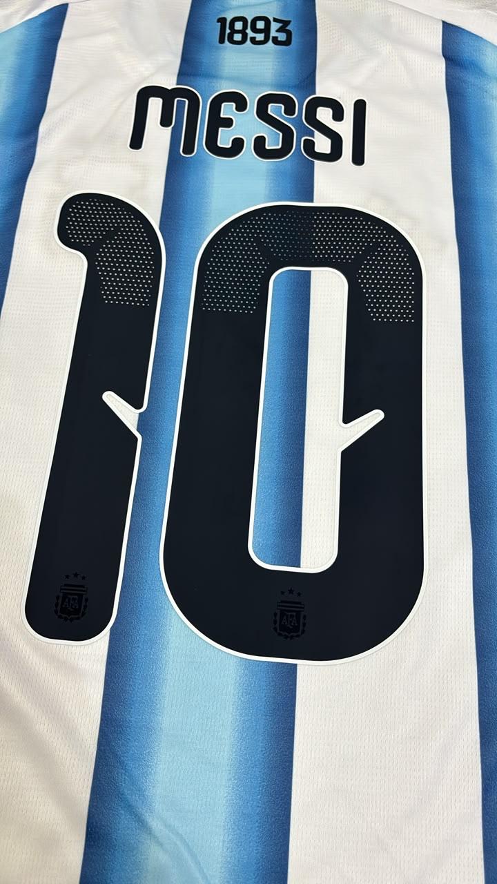 Lionel Messi #10 Argentina 2026 World Cup Home Legacy Patch Long Sleeve Football Jersey – 4