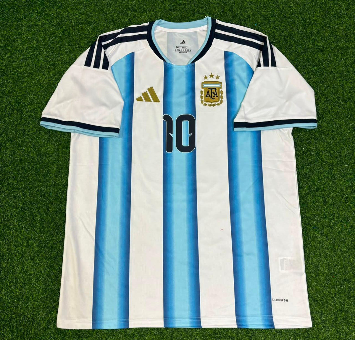 Diego Armando Maradona Argentina Retro Home White Football Jersey – Front View