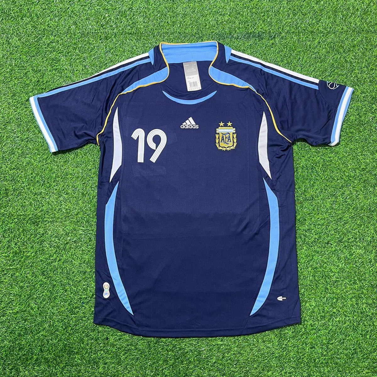 Argentina 2006 World Cup Dark Blue Home Retro Football Jersey – Lionel Messi – Front View