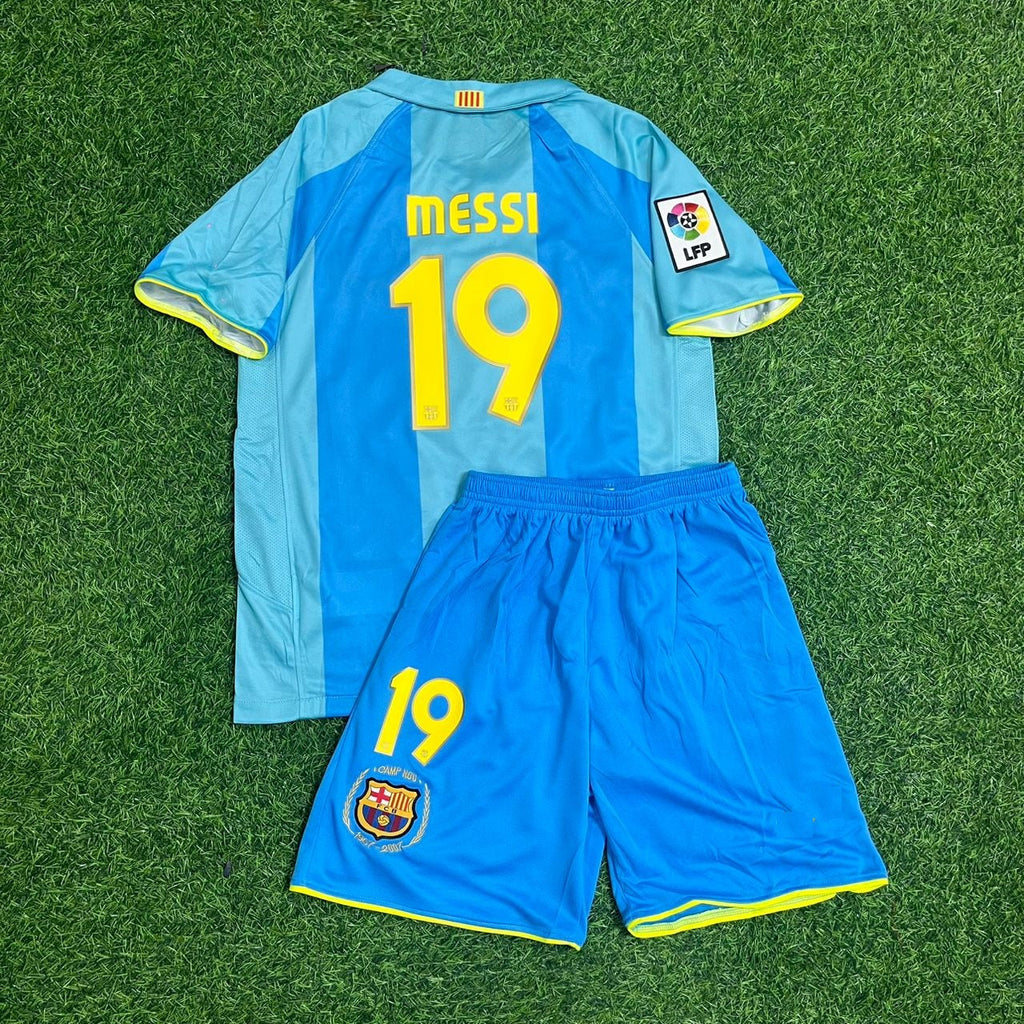 Lionel Messi Barcelona #19 Debut Retro Kids Football Jersey – Back View